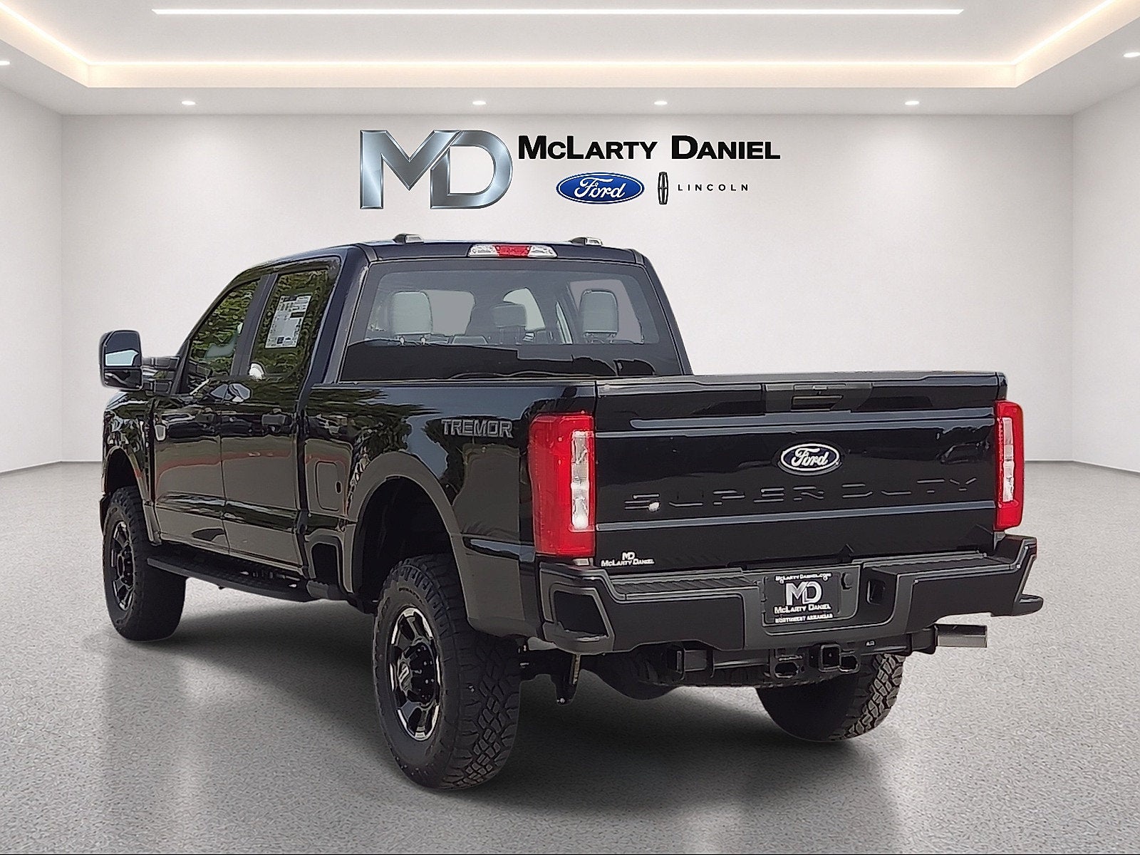 2027 Ford F-250SD XL