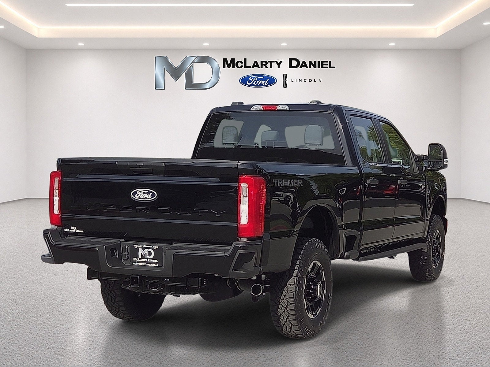 2027 Ford F-250SD XL