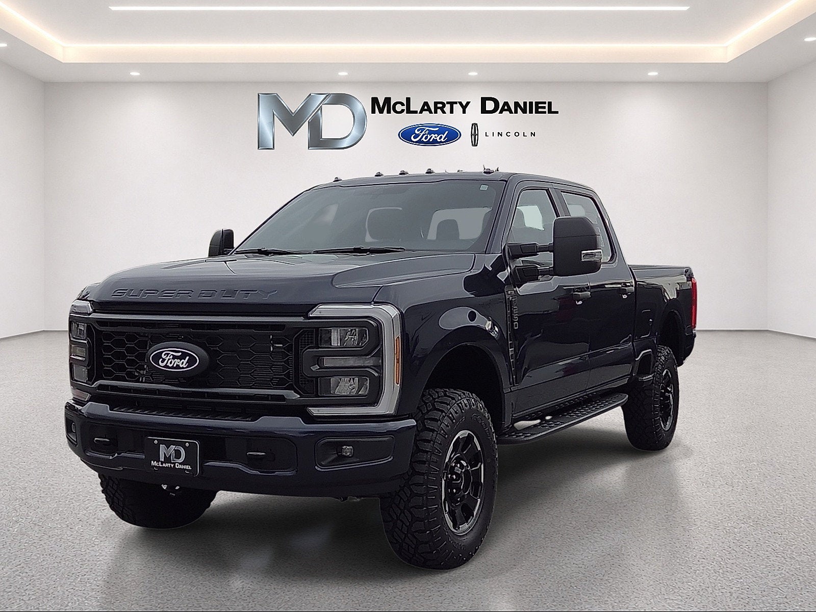 2027 Ford F-250SD XL