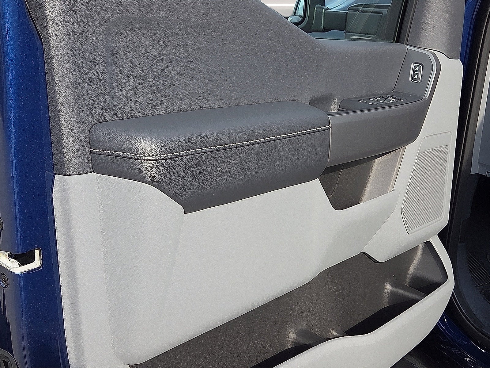 2027 Ford F-250SD XL