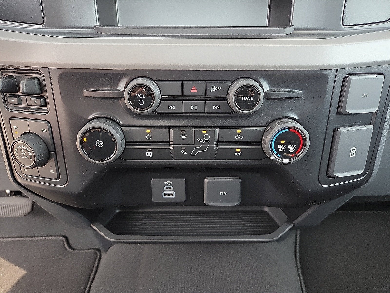 2027 Ford F-250SD XL