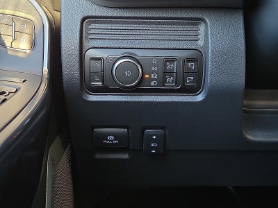 2025 Ford F-250SD Platinum