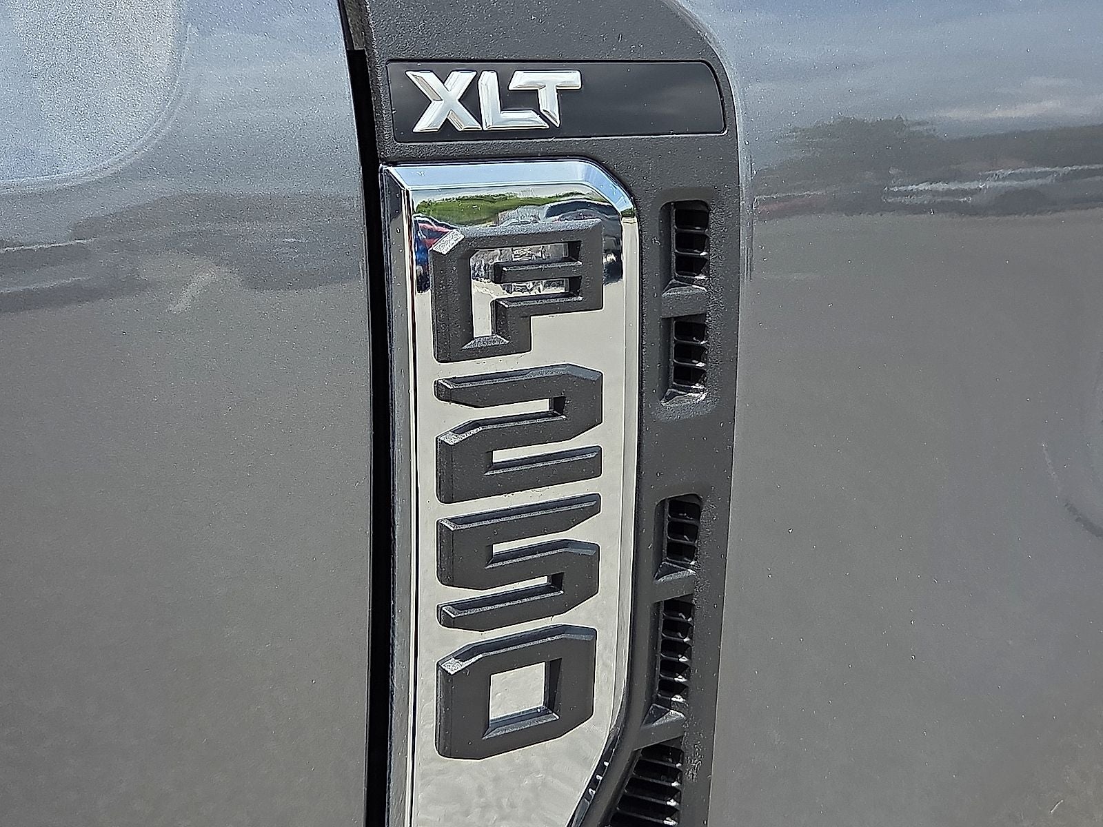 2026 Ford F-250SD XLT