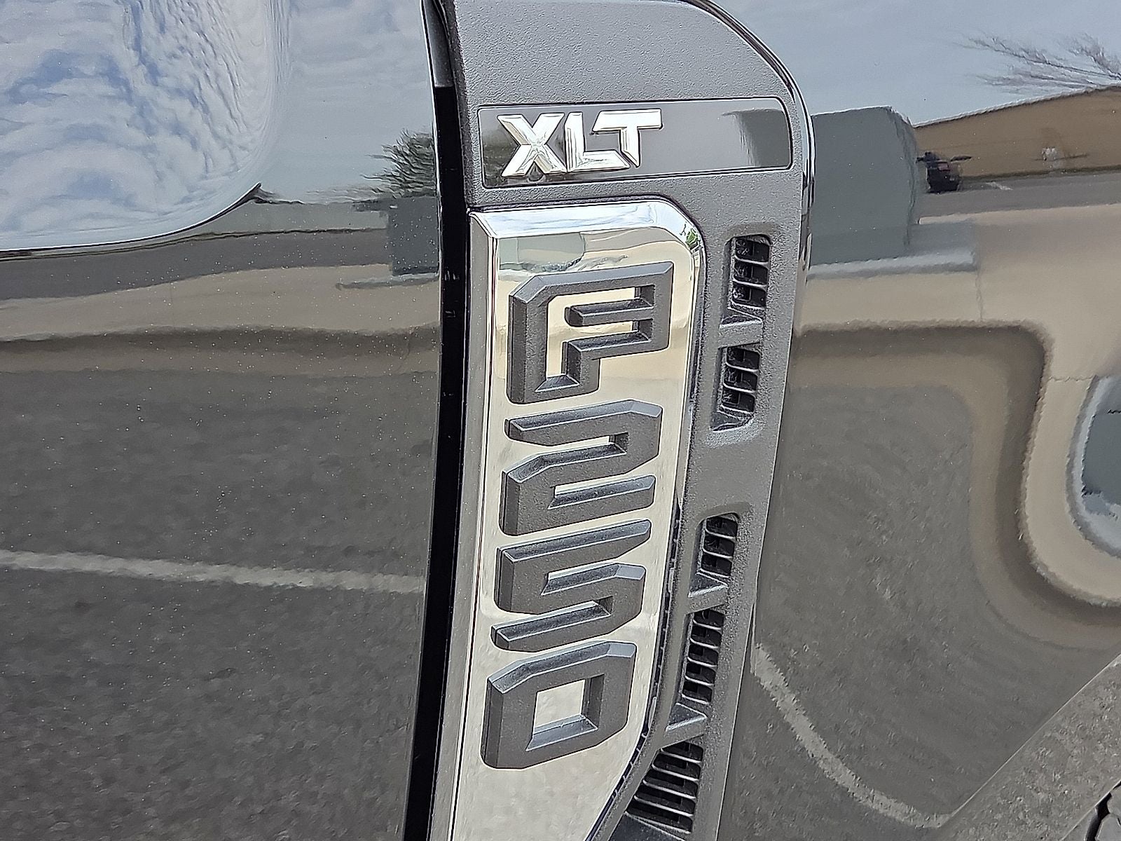 2026 Ford F-250SD XLT