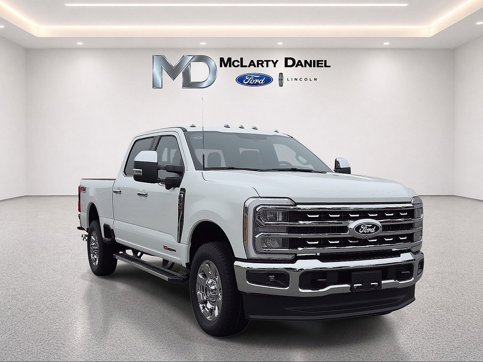 2027 Ford F-350SD Lariat