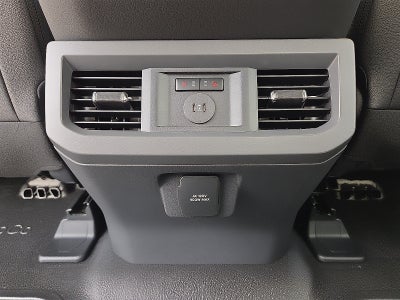 2027 Ford F-350SD Lariat