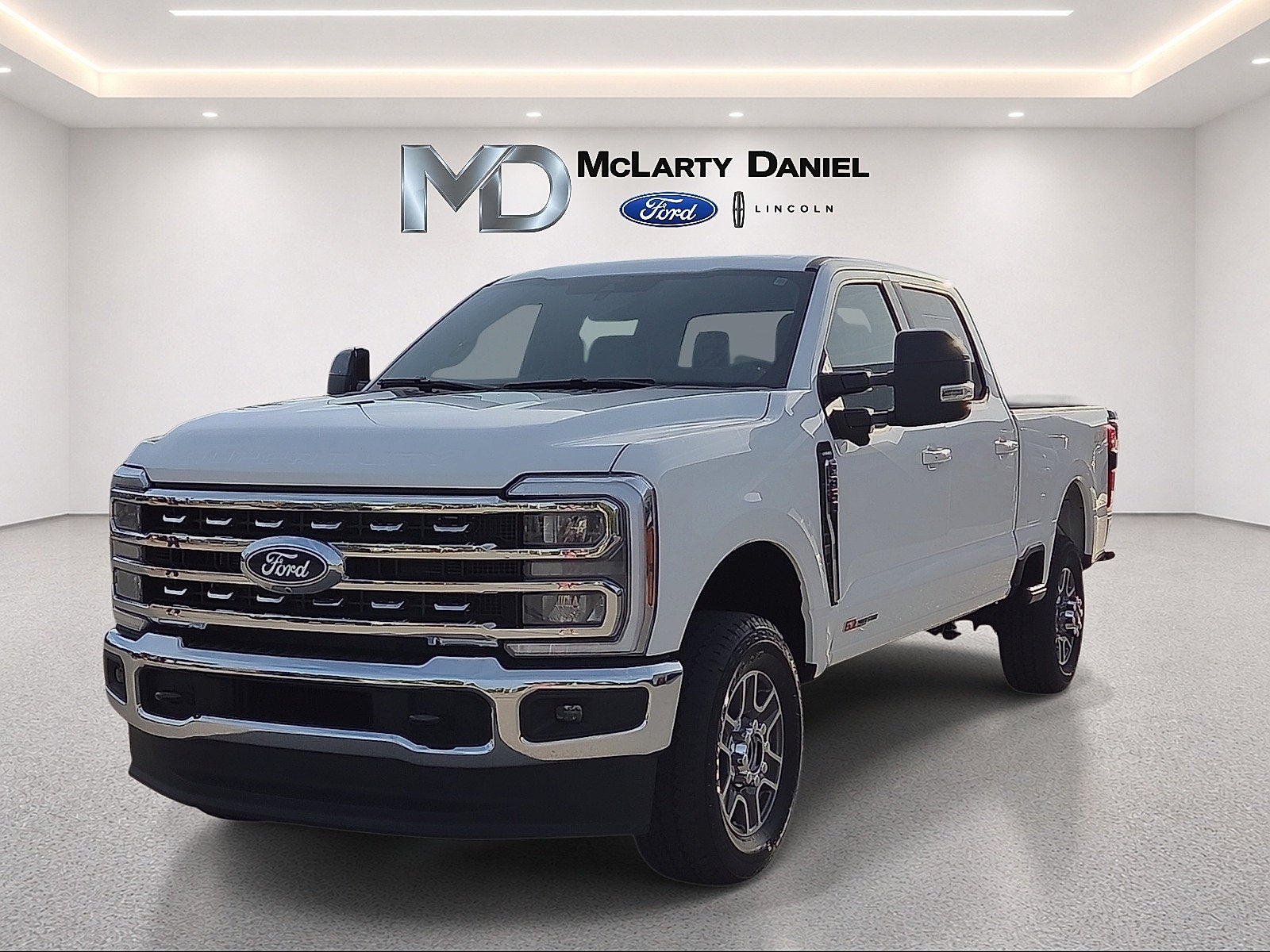 2027 Ford F-350SD Lariat
