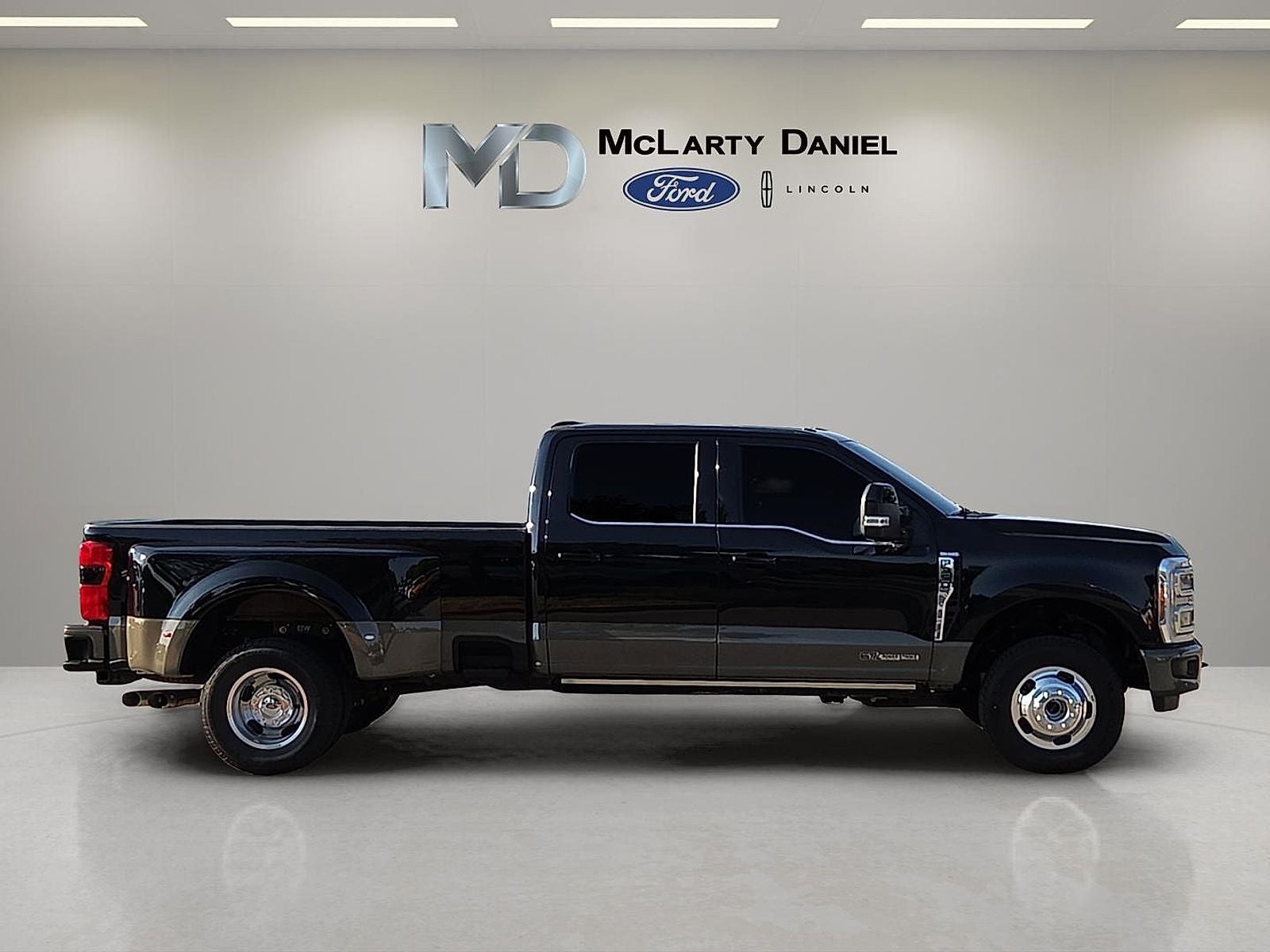 2026 Ford F-350SD King Ranch DRW