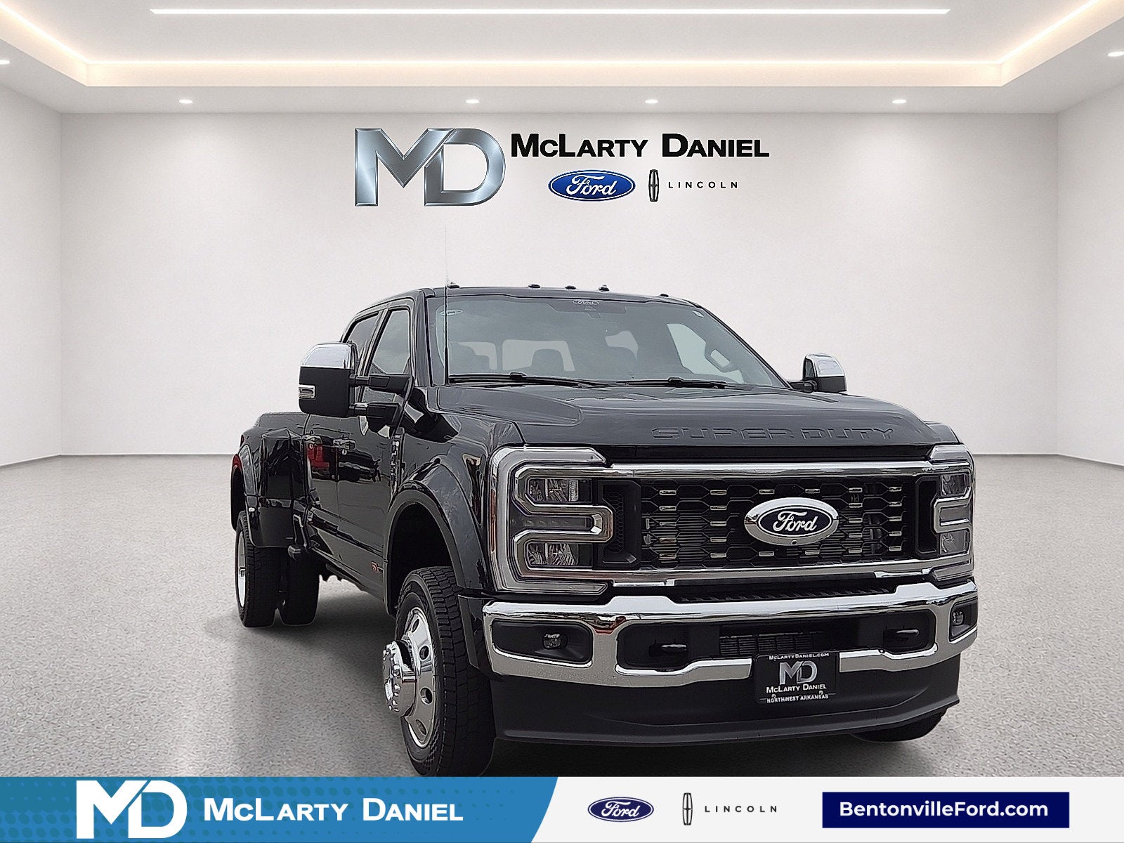 2027 Ford F-450SD Lariat DRW