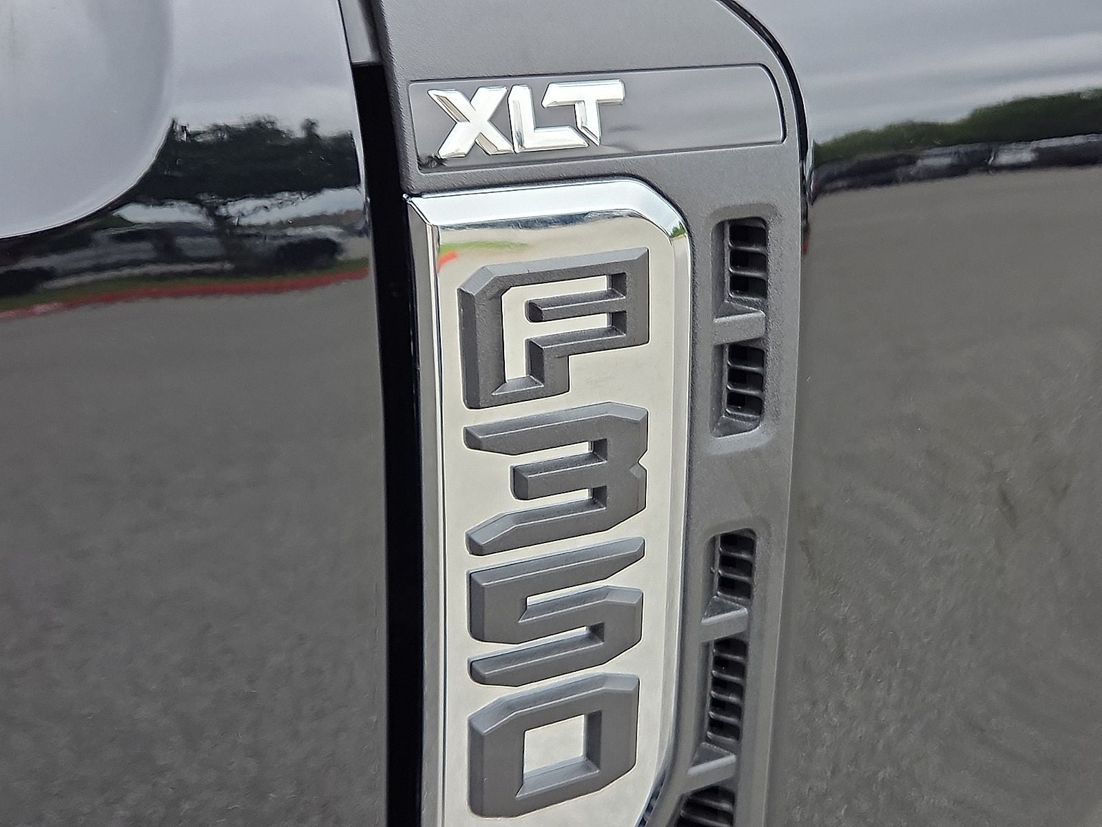 2026 Ford F-350SD XLT