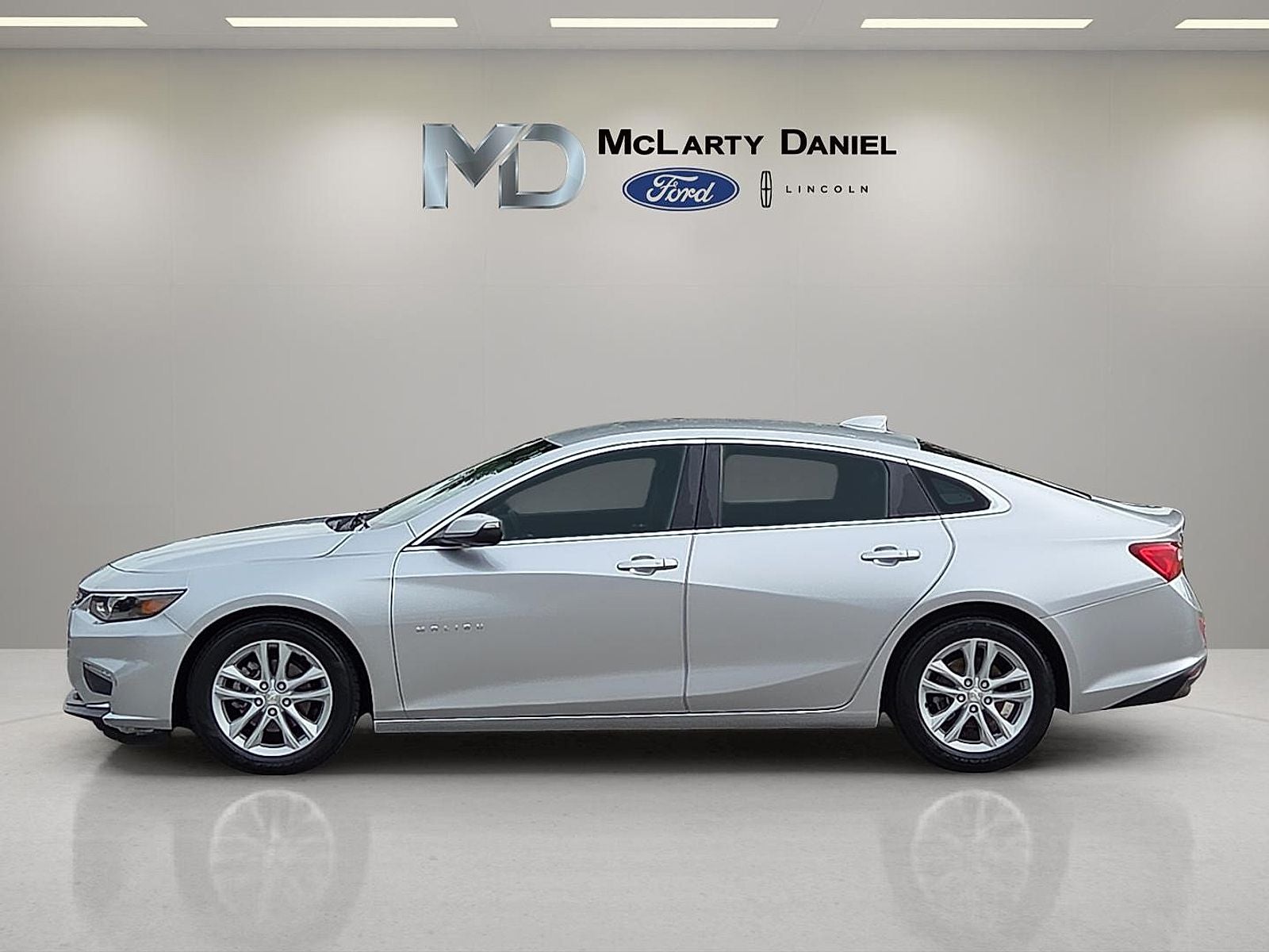 2017 Chevrolet Malibu LT 1LT