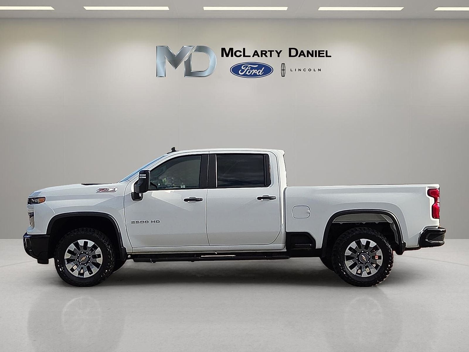 2024 Chevrolet Silverado 2500HD Custom
