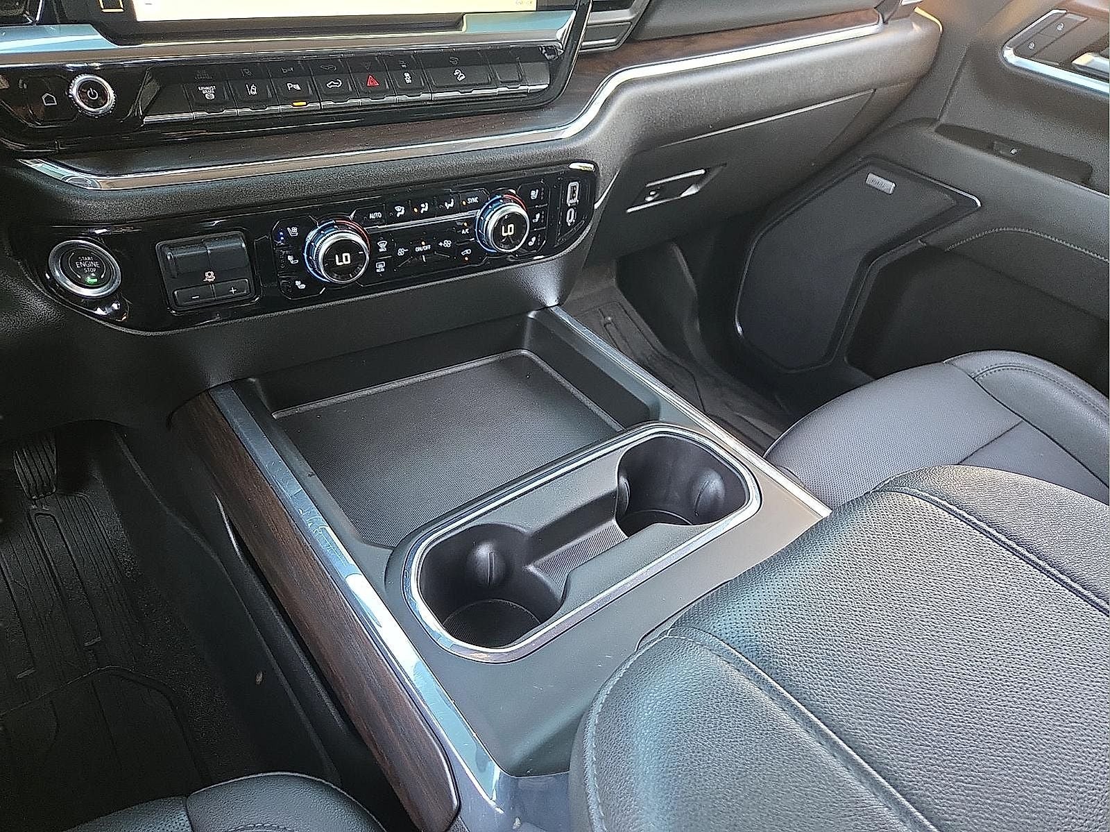 2024 GMC Sierra 2500HD SLT