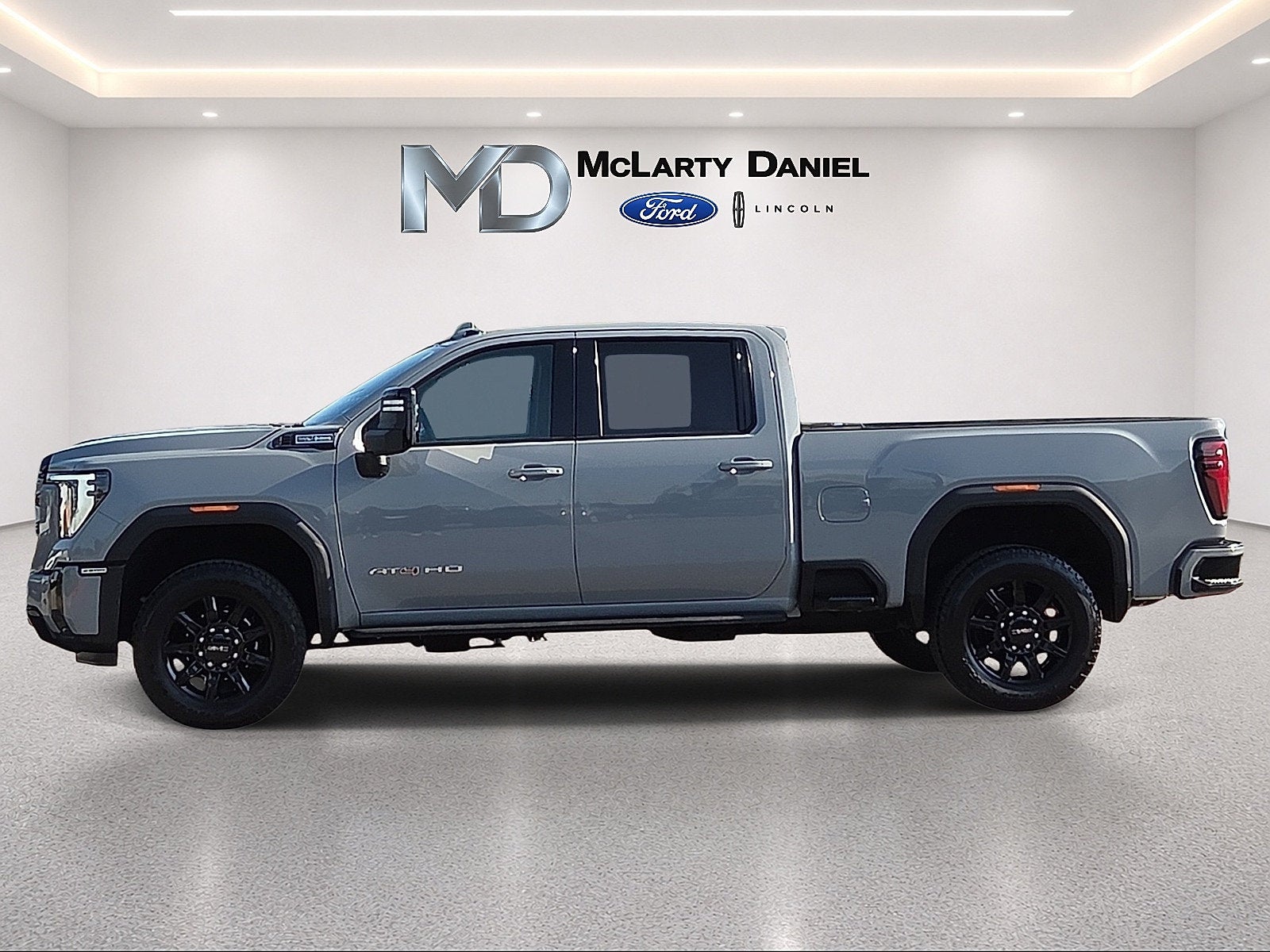 2025 GMC Sierra 2500HD AT4