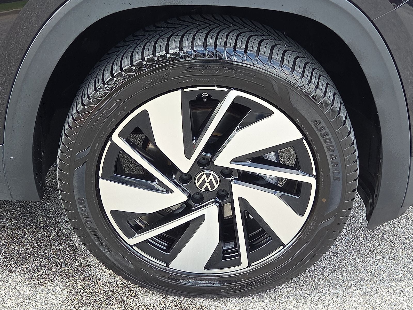 2024 Volkswagen Atlas 2.0T SEL