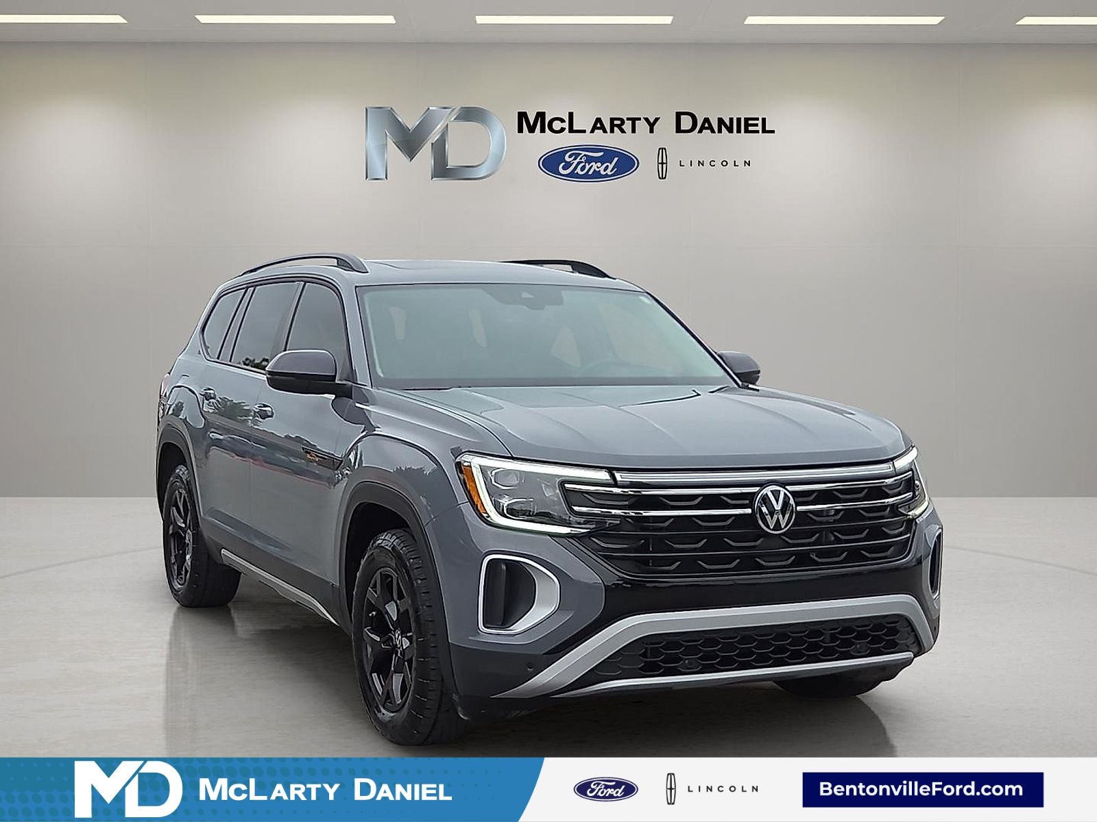 2025 Volkswagen Atlas 2.0T Peak Edition