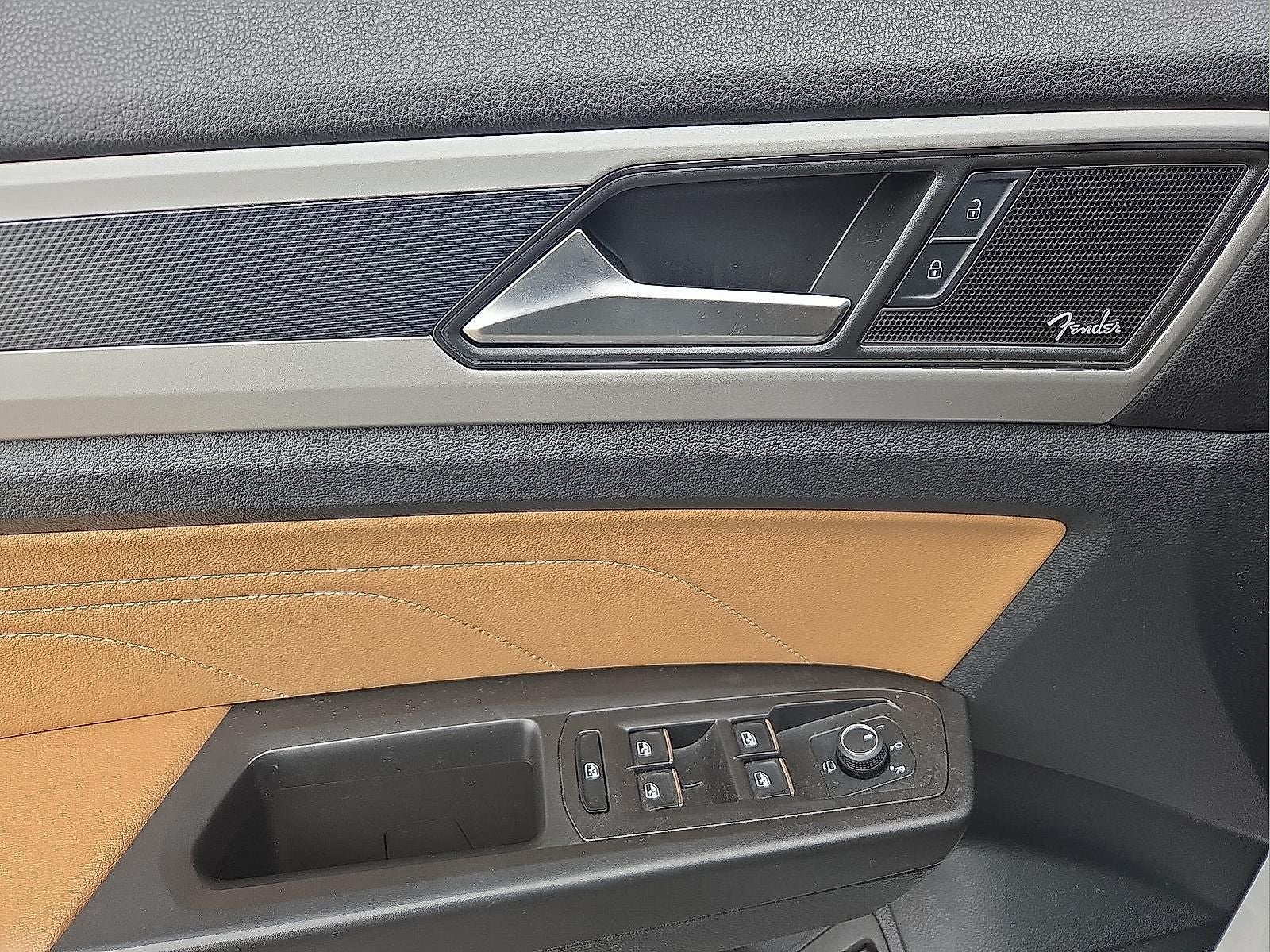 2022 Volkswagen Atlas Cross Sport 3.6L V6 SEL Premium R-Line