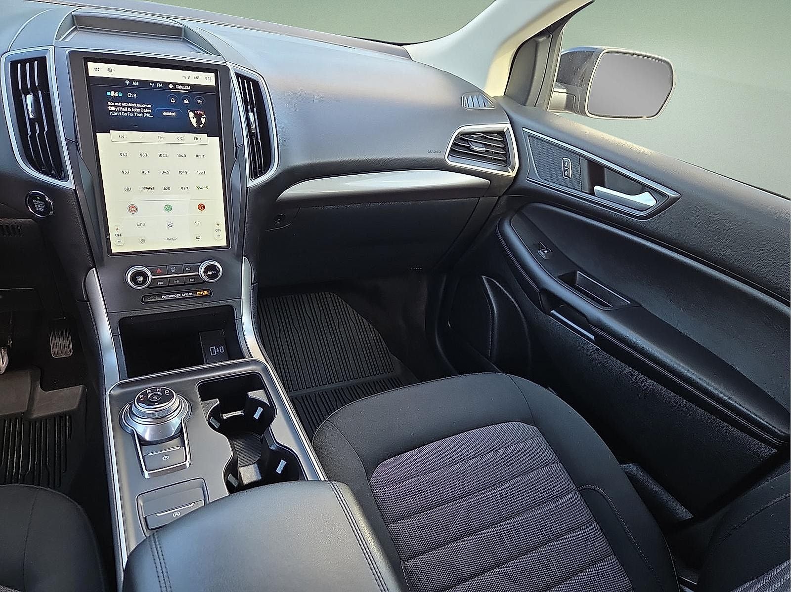 2023 Ford Edge SE