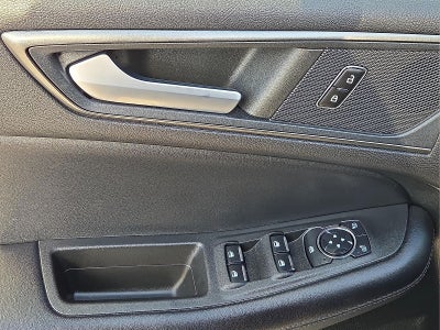 2023 Ford Edge SE
