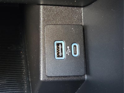 2023 Ford Edge SE