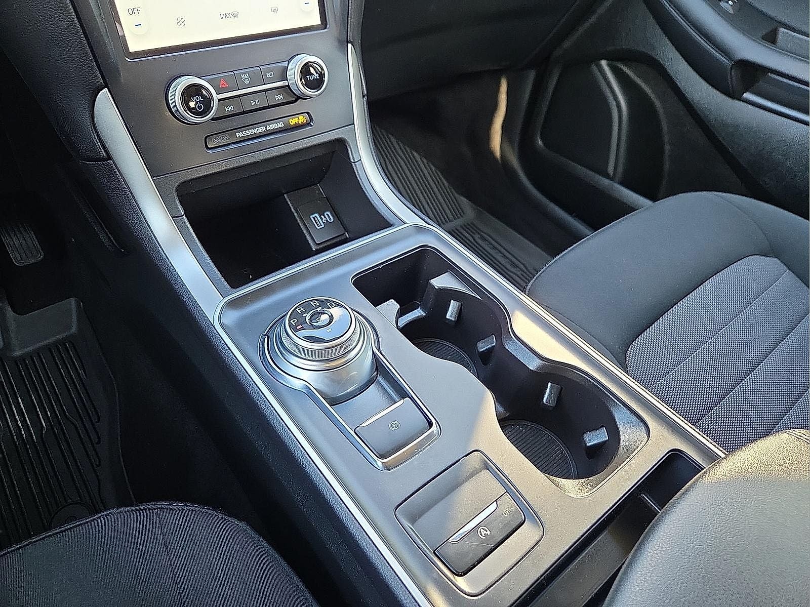 2023 Ford Edge SE