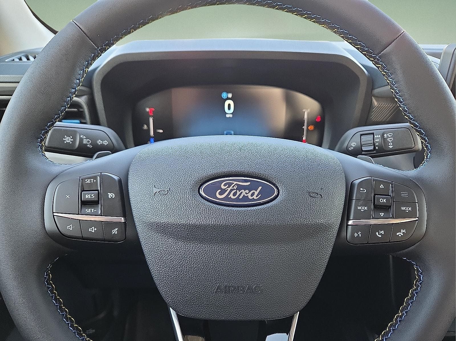 2025 Ford Maverick Lobo Standard