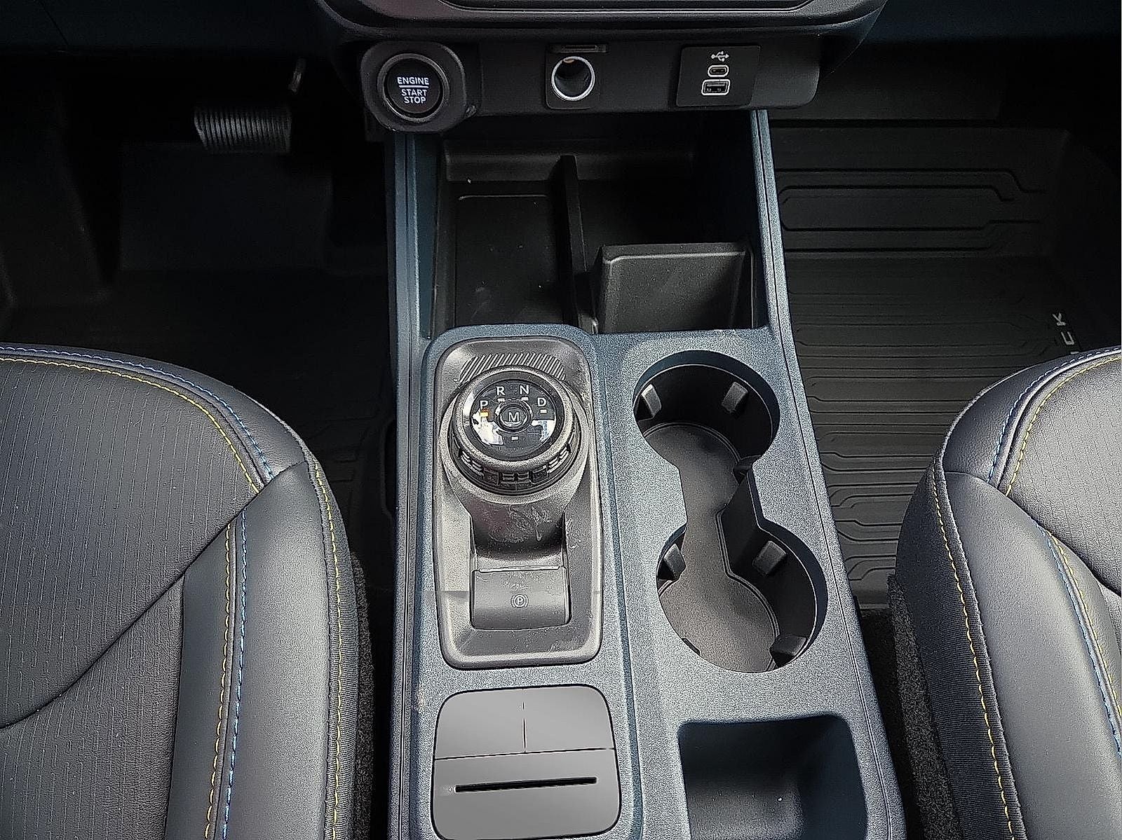 2026 Ford Maverick Lobo Standard