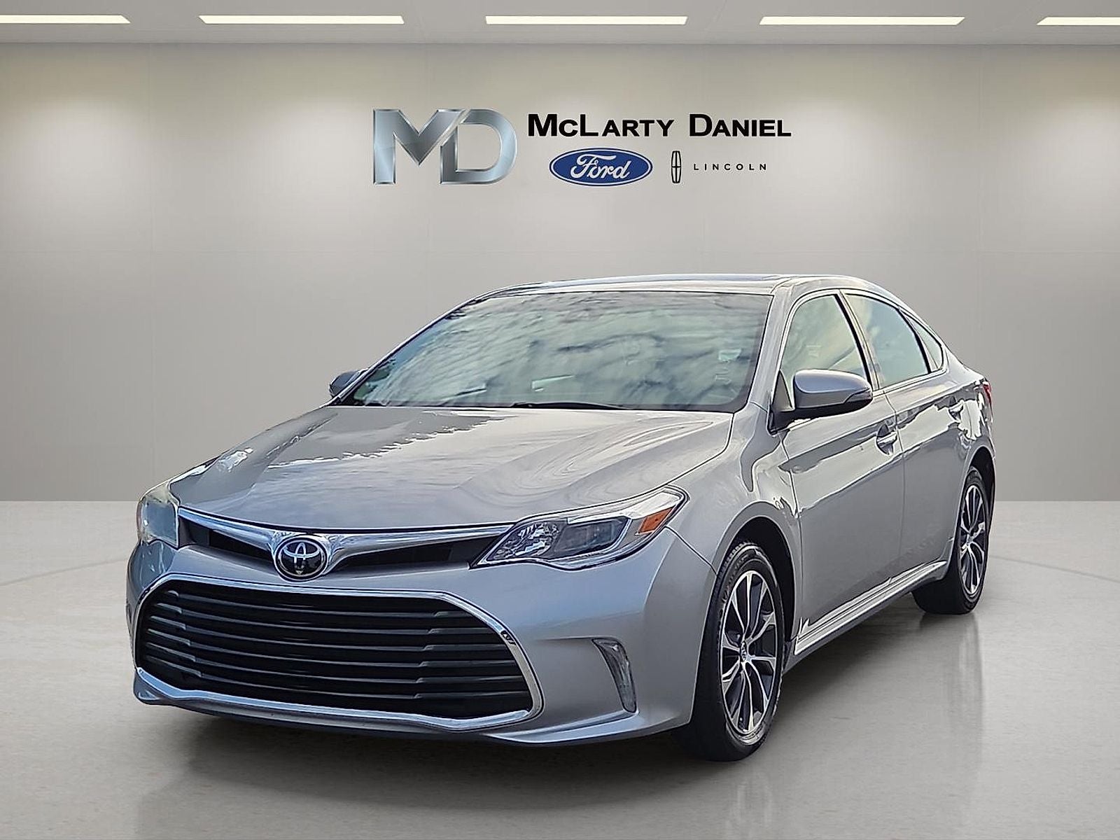 2018 Toyota Avalon XLE Premium