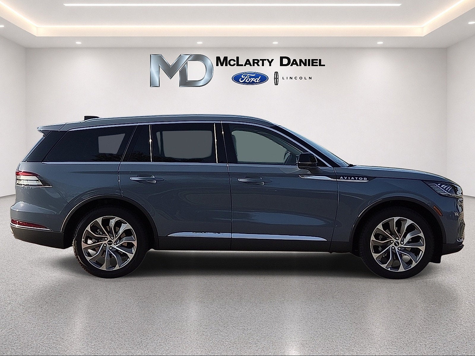 2027 Lincoln Aviator Premiere