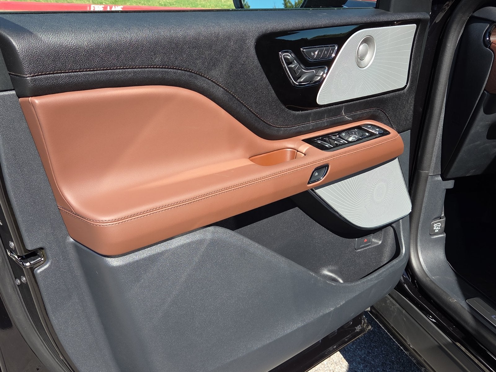 2027 Lincoln Aviator Reserve Premium