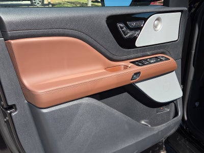 2027 Lincoln Aviator Reserve Premium