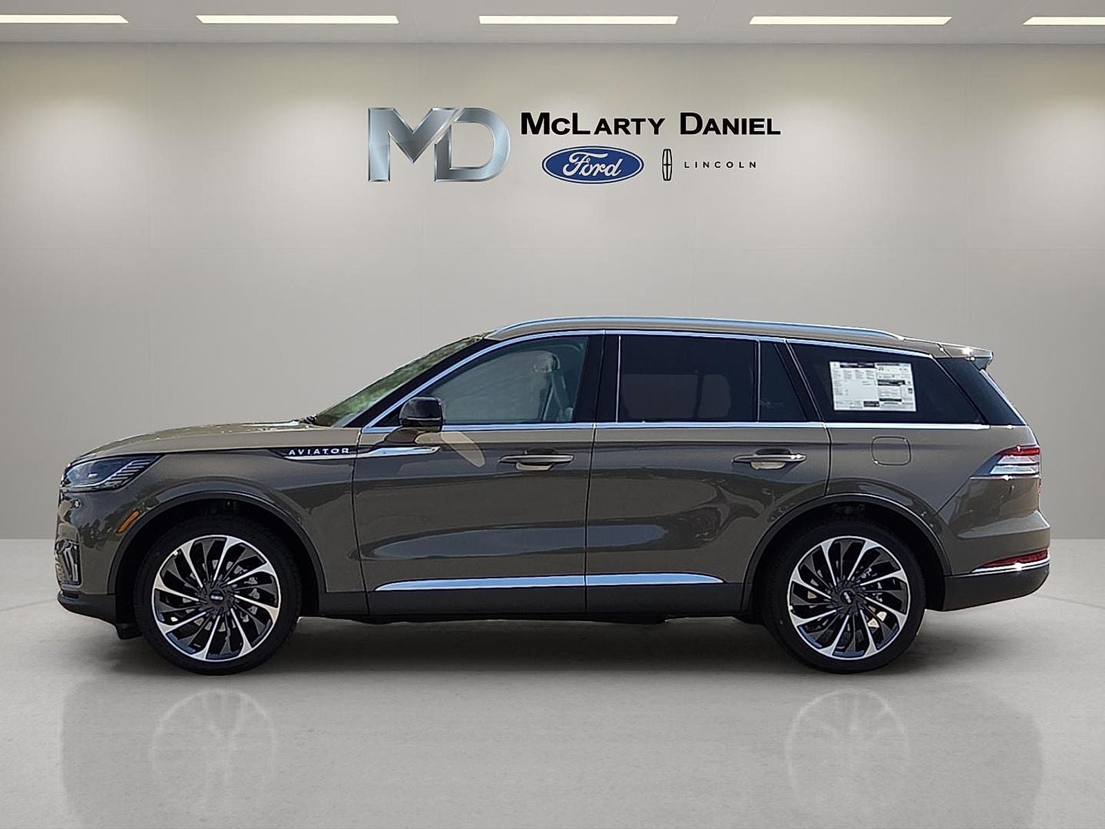 2026 Lincoln Aviator Reserve Premium