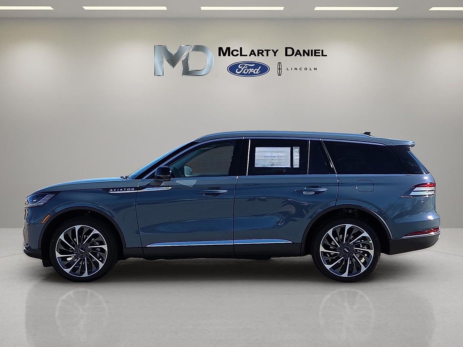 2026 Lincoln Aviator Reserve