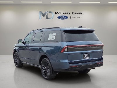 2027 Lincoln Navigator Reserve