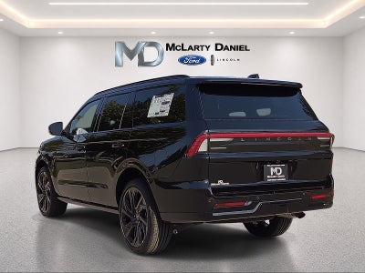 2027 Lincoln Navigator Reserve