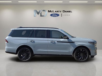 2027 Lincoln Navigator Reserve