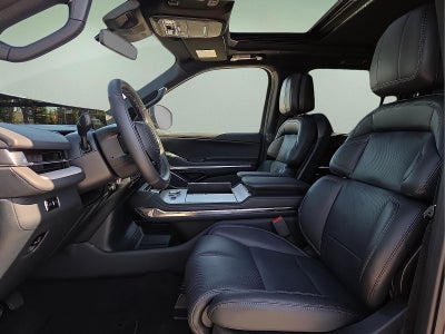 2027 Lincoln Navigator Reserve