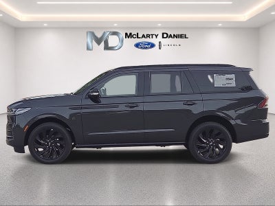 2027 Lincoln Navigator Reserve