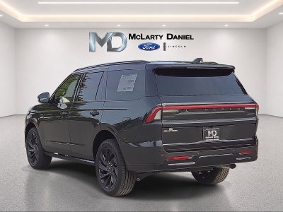 2027 Lincoln Navigator Reserve