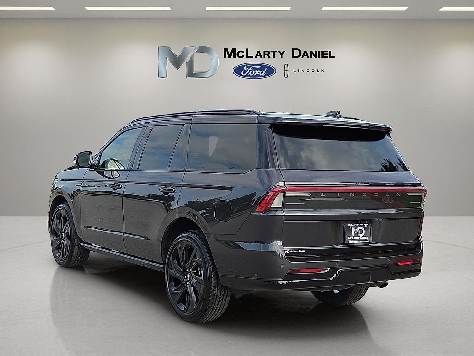 2025 Lincoln Navigator Black Label