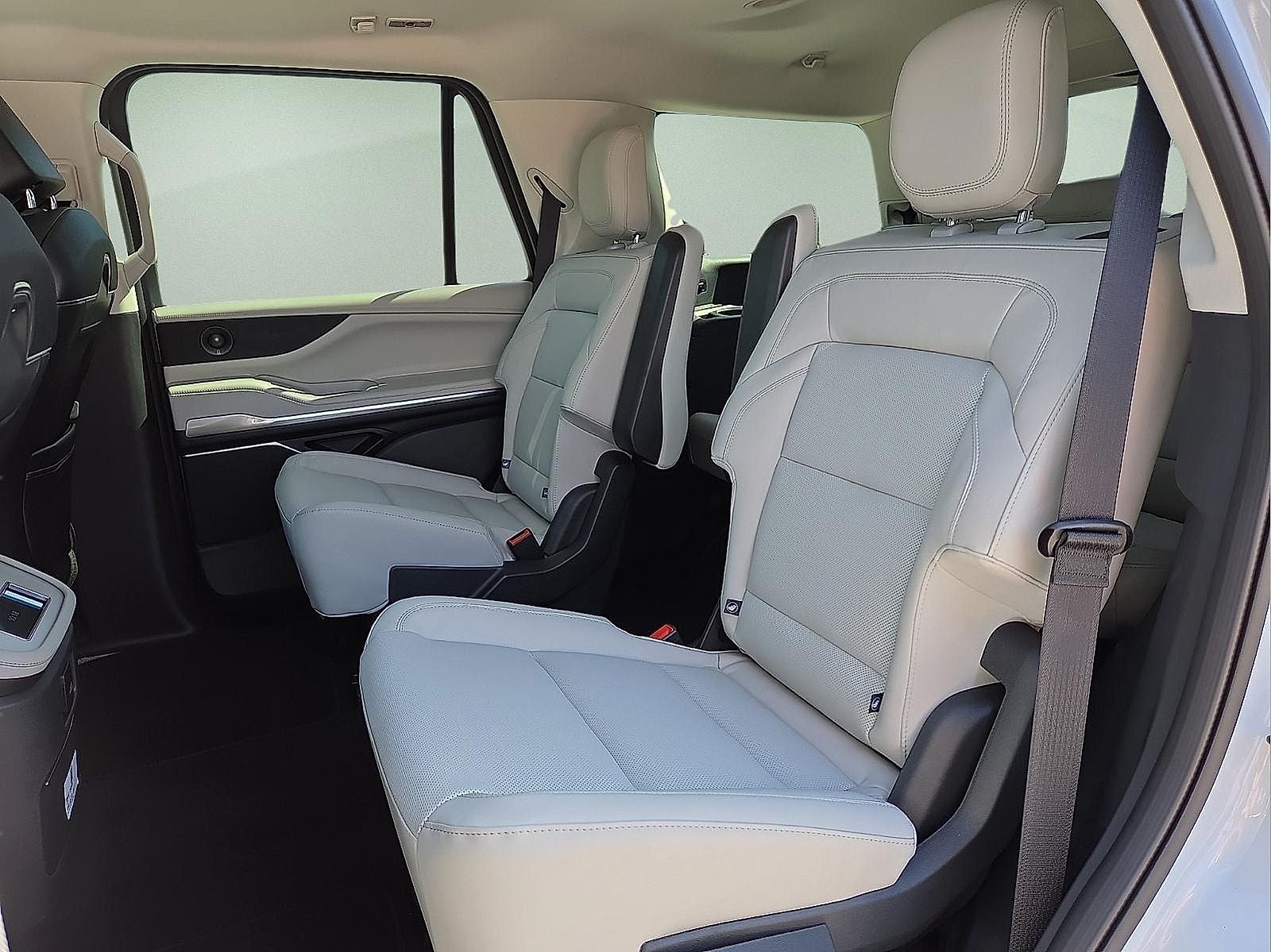 2026 Lincoln Navigator Premiere