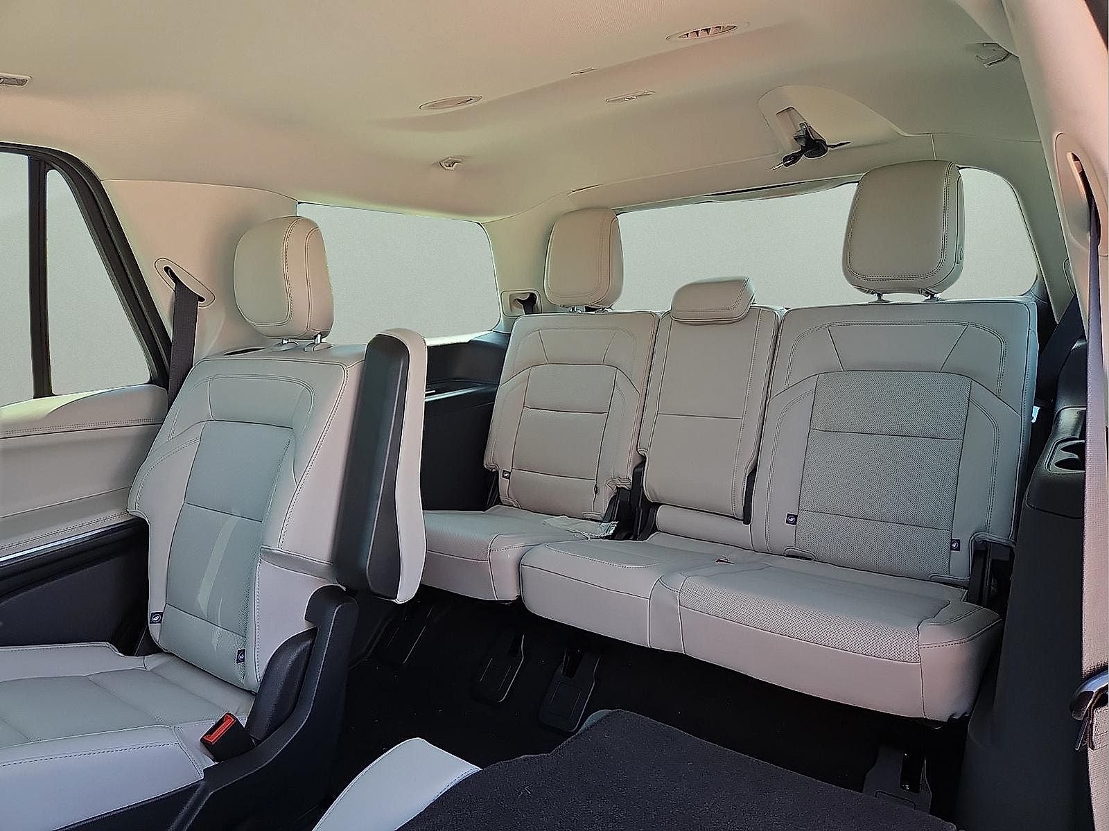 2026 Lincoln Navigator Premiere