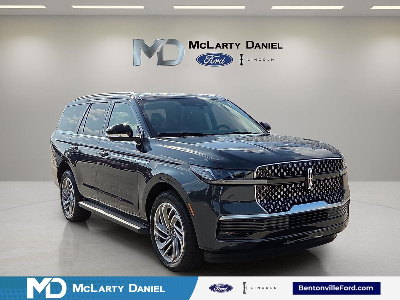 2026 Lincoln Navigator Premiere