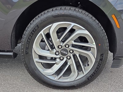 2025 Lincoln Navigator L Reserve