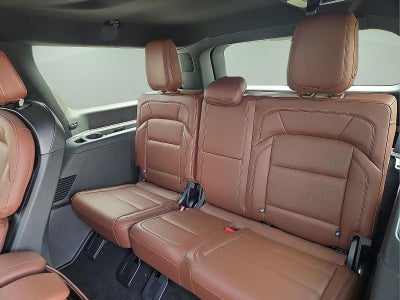 2027 Lincoln Navigator L Reserve