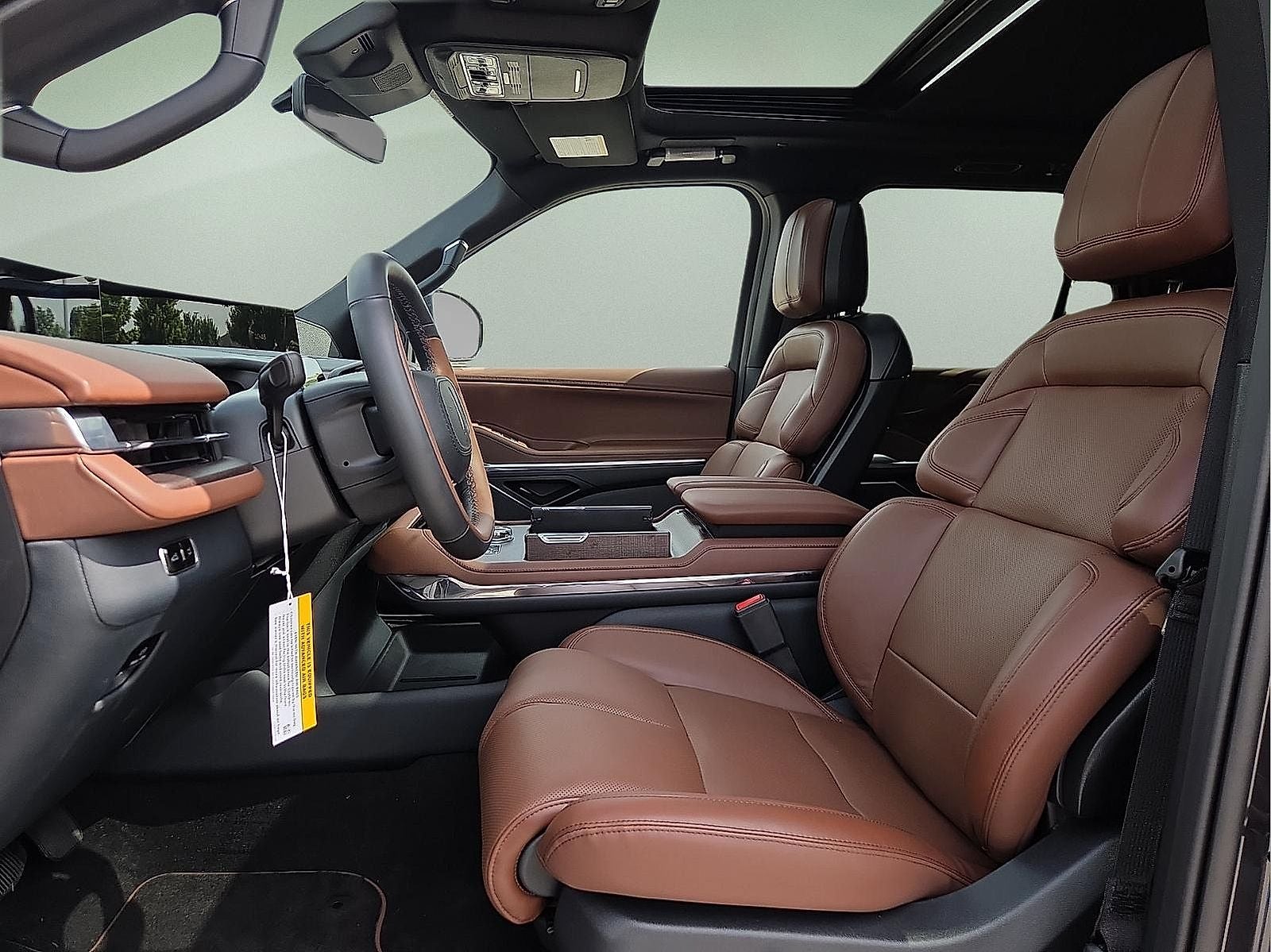 2027 Lincoln Navigator L Reserve