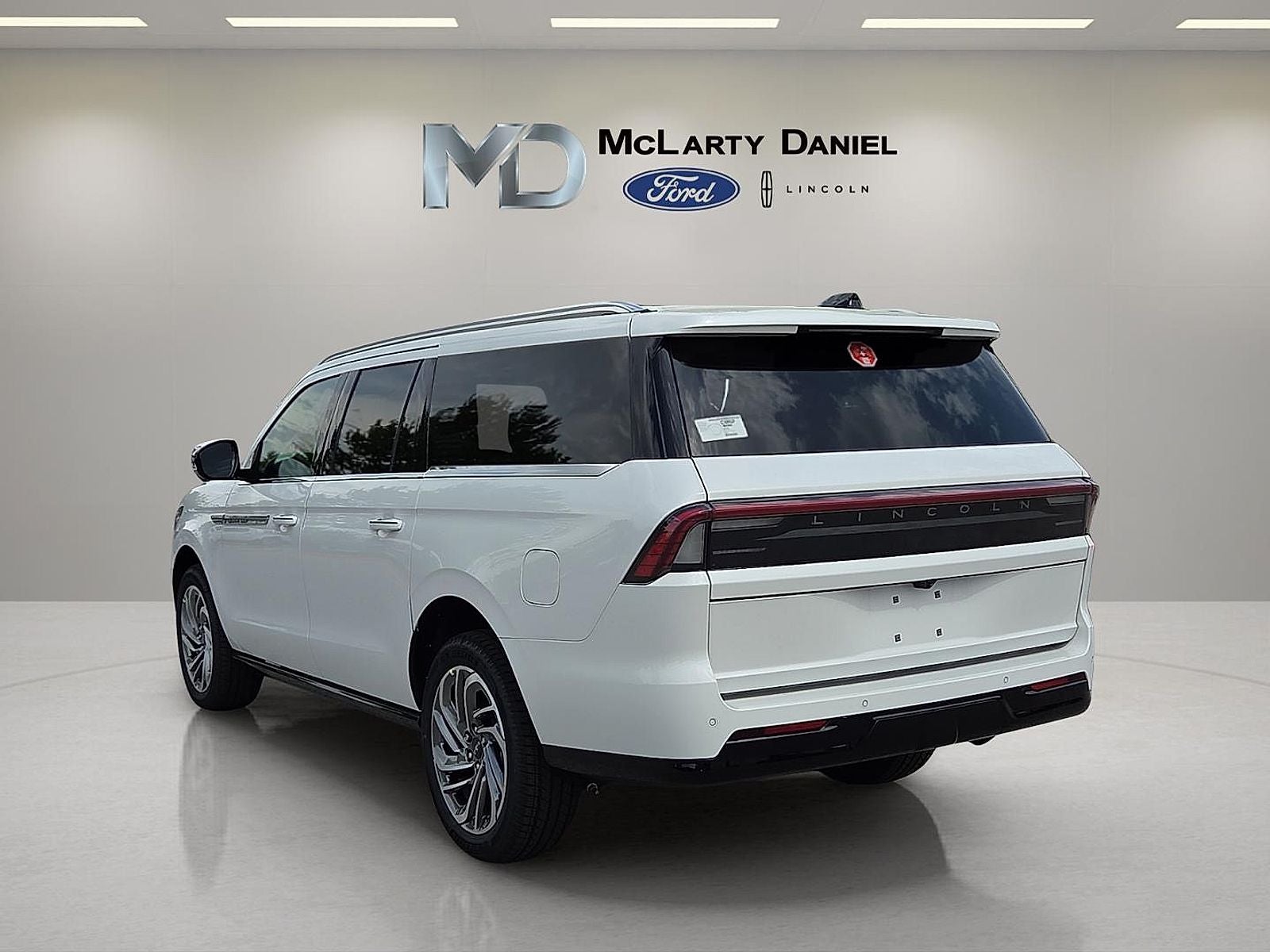 2026 Lincoln Navigator L Reserve