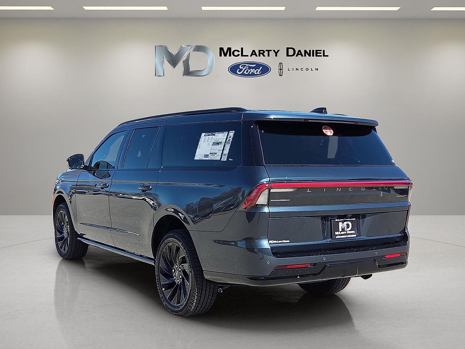 2026 Lincoln Navigator L Reserve