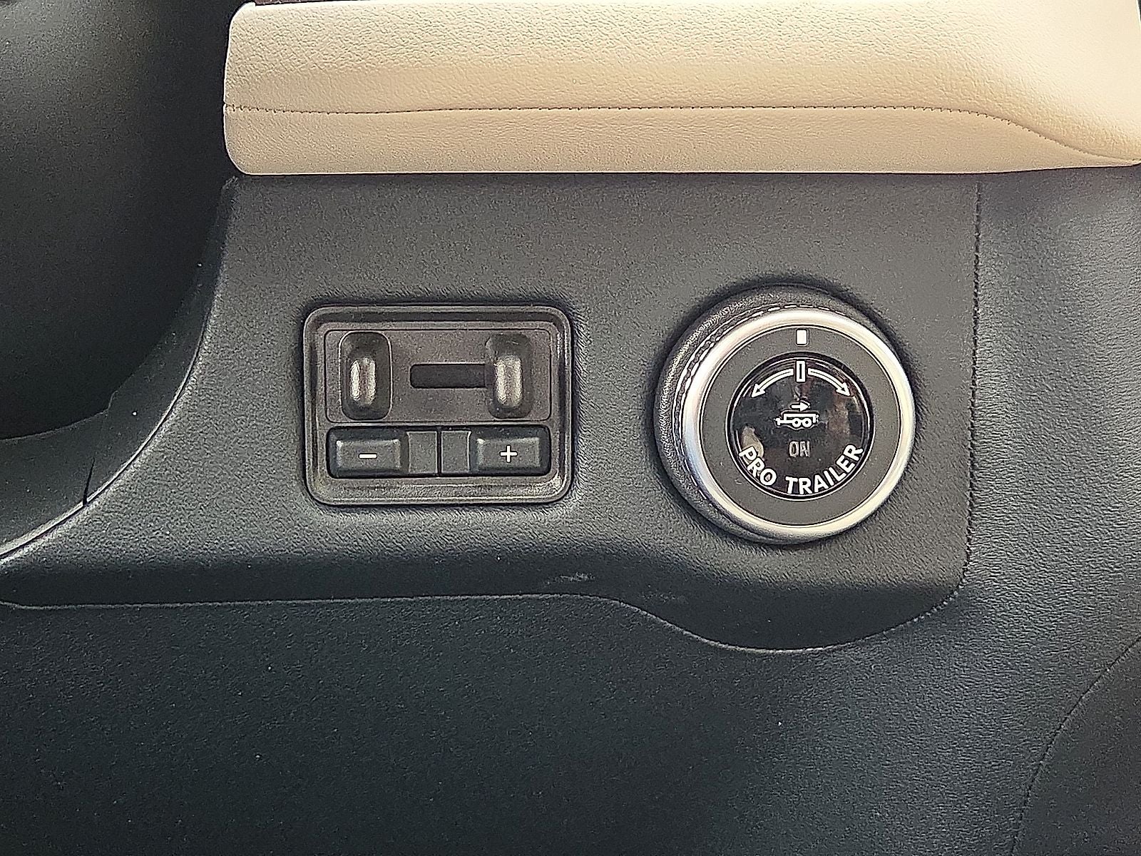 2027 Lincoln Navigator L Reserve
