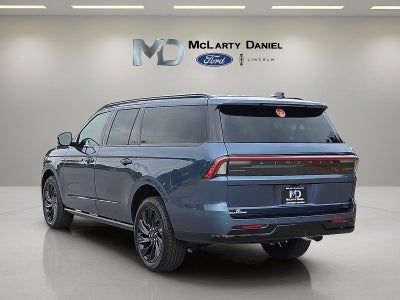 2027 Lincoln Navigator L Reserve